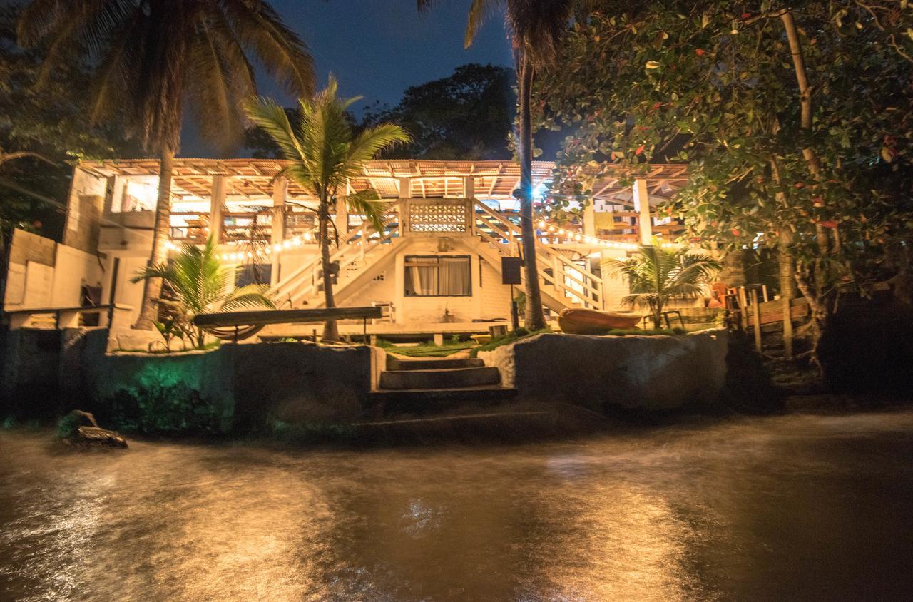 Hostal La Mariapolis Necoclí Εξωτερικό φωτογραφία